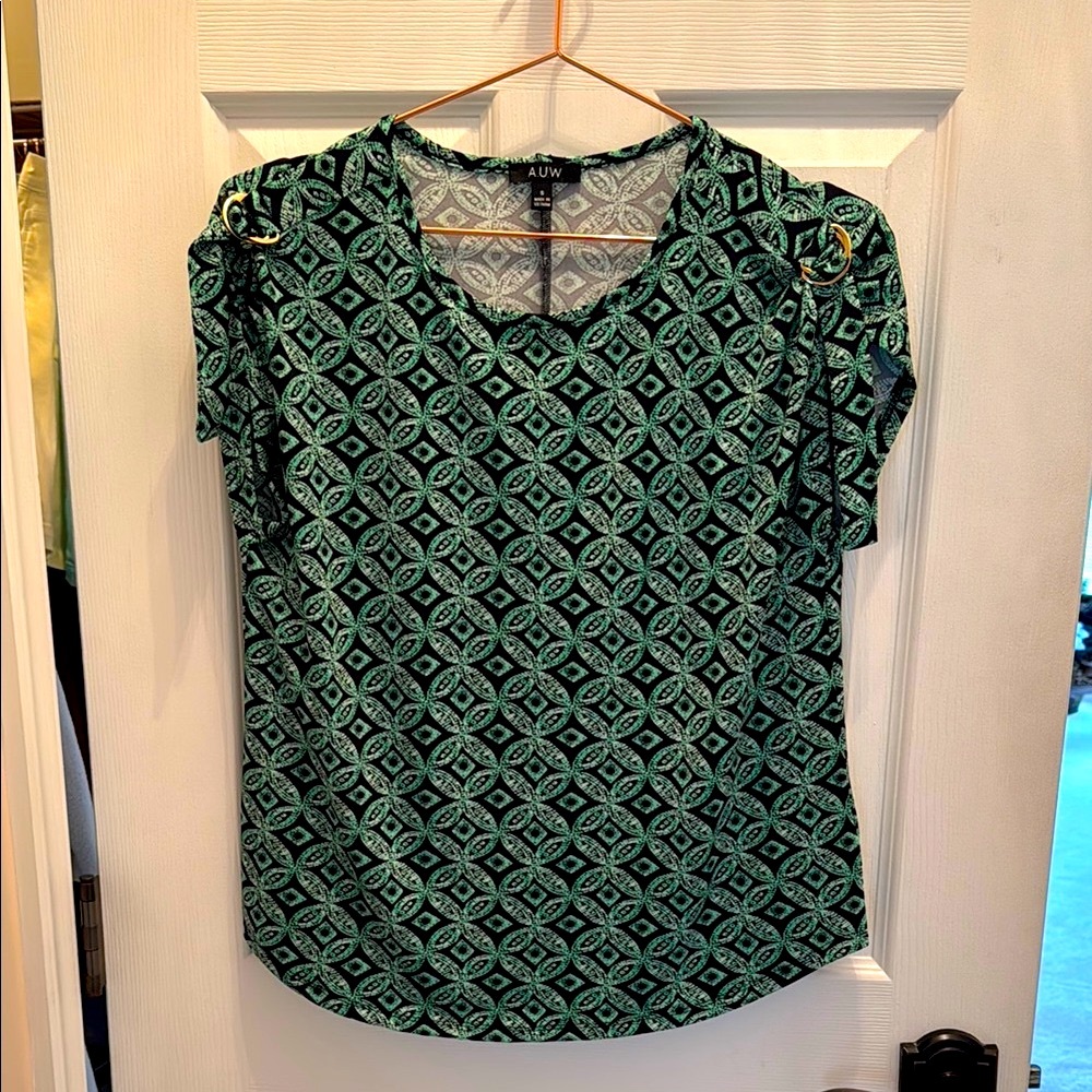 AUW Green and White Blouse with Geometric Pattern